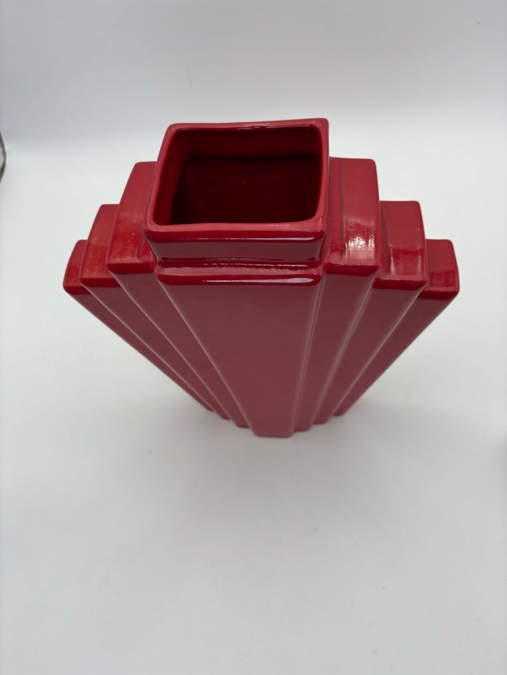 Vintage 80s Red Art Deco Ceramic Vase - Statement Piece - Picture 4 of 16